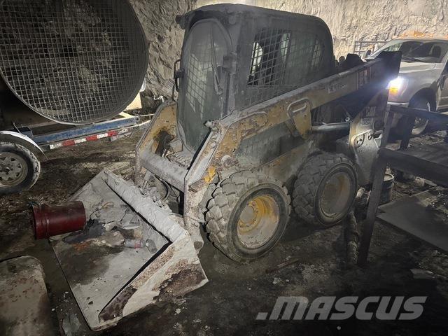 CAT 232D Skid steer mini nakladalci