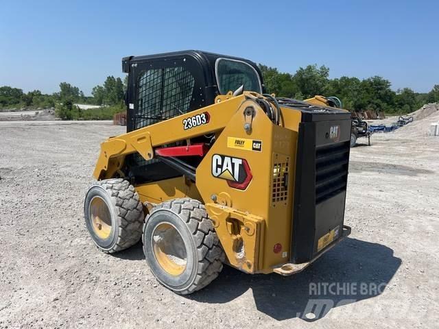 CAT 236D3 Skid steer mini nakladalci