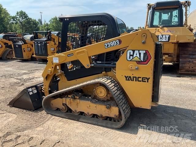 CAT 239D3 Skid steer mini nakladalci