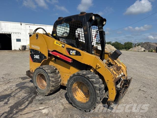 CAT 246C Skid steer mini nakladalci