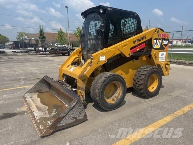 CAT 246D Skid steer mini nakladalci