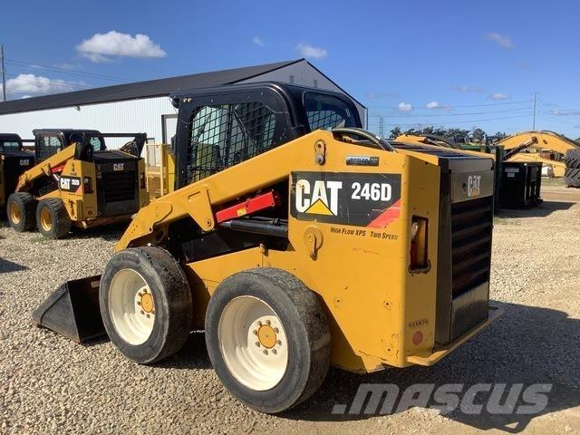 CAT 246D Skid steer mini nakladalci