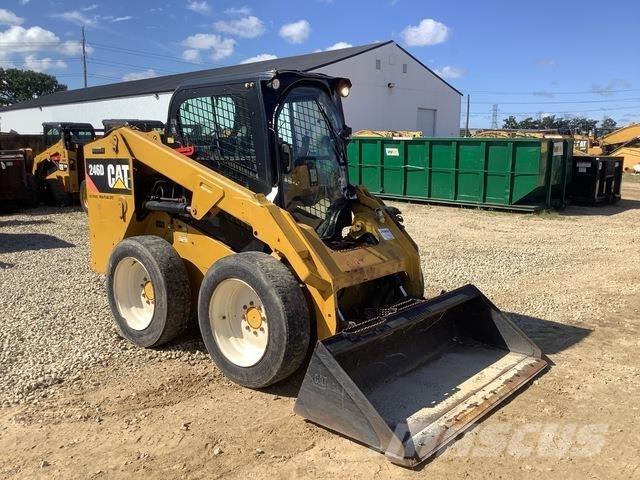CAT 246D Skid steer mini nakladalci