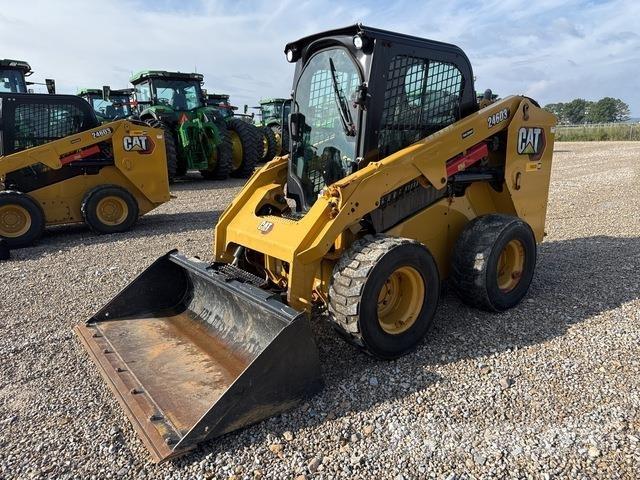 CAT 246D3 Skid steer mini nakladalci