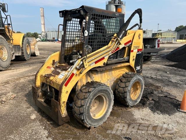 CAT 248 Skid steer mini nakladalci