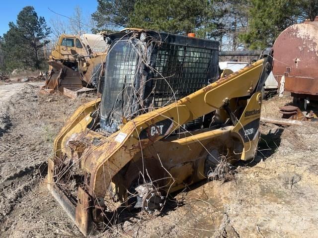 CAT 252B3 Skid steer mini nakladalci