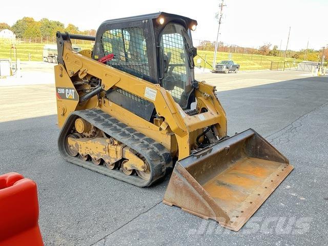 CAT 259D Skid steer mini nakladalci