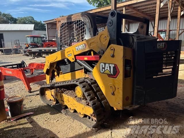 CAT 259D3 Skid steer mini nakladalci