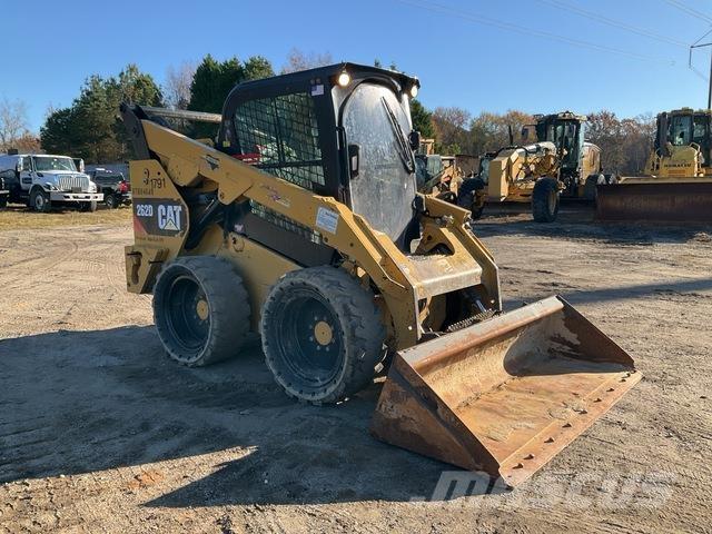 CAT 262D Skid steer mini nakladalci