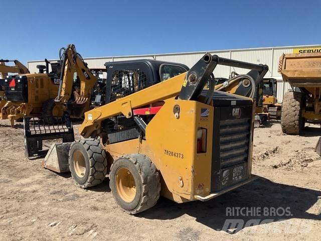 CAT 262D3 Skid steer mini nakladalci