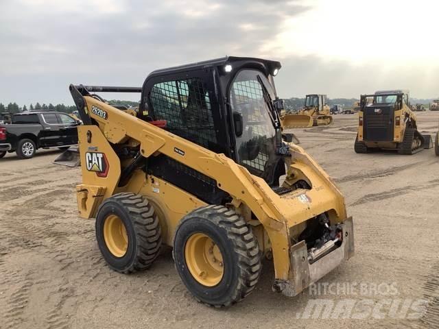 CAT 262D3 Skid steer mini nakladalci