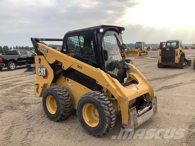 CAT 262D3 Skid steer mini nakladalci