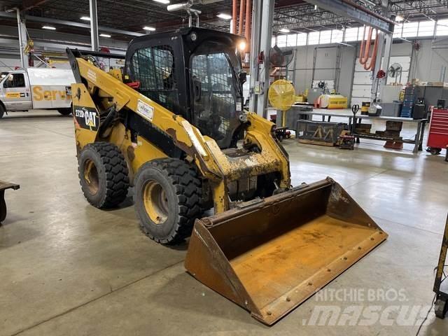 CAT 272D Skid steer mini nakladalci