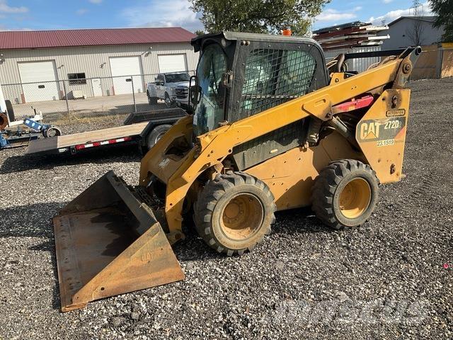 CAT 272D2 Skid steer mini nakladalci