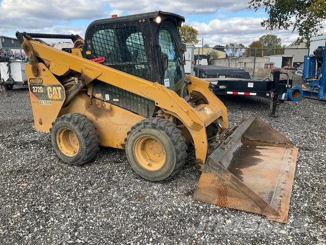 CAT 272D2 Skid steer mini nakladalci