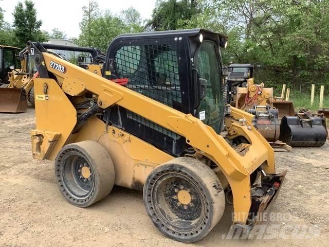 CAT 272D3 Skid steer mini nakladalci