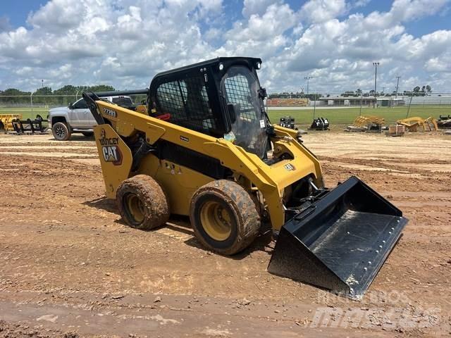 CAT 272D3 Skid steer mini nakladalci