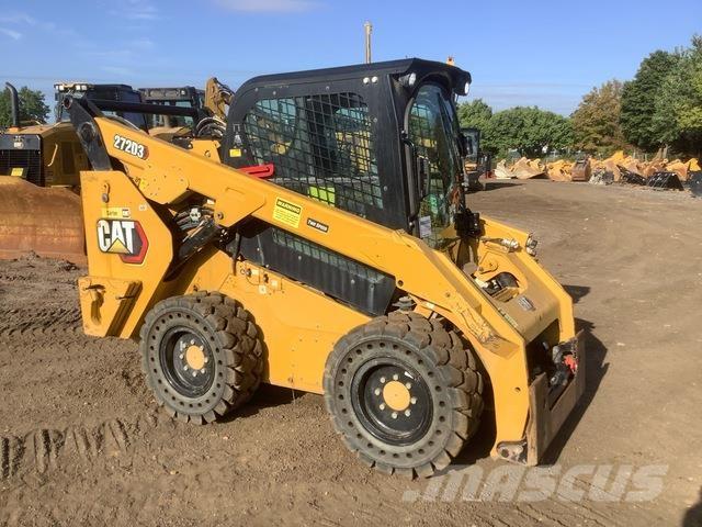CAT 272D3 Skid steer mini nakladalci