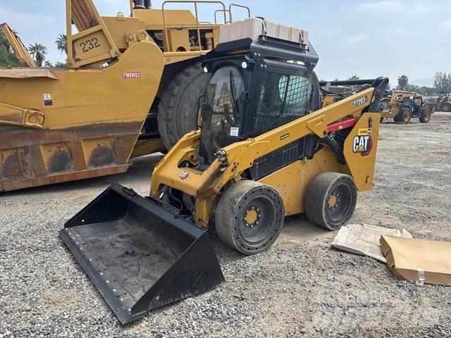 CAT 272D3 XE Skid steer mini nakladalci