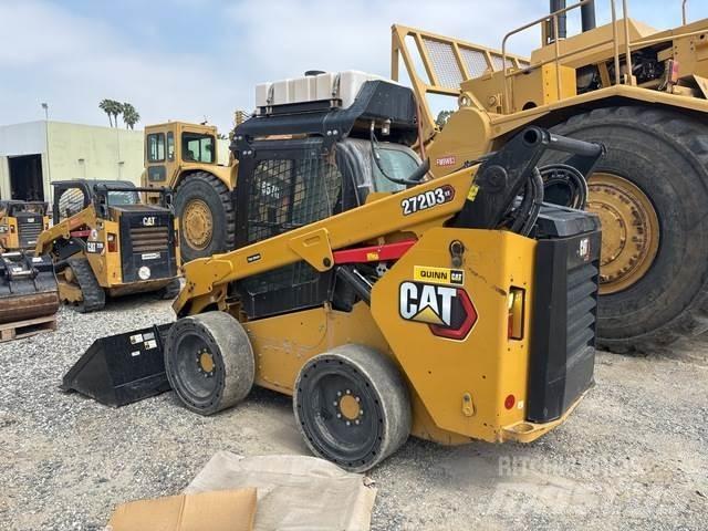 CAT 272D3 XE Skid steer mini nakladalci