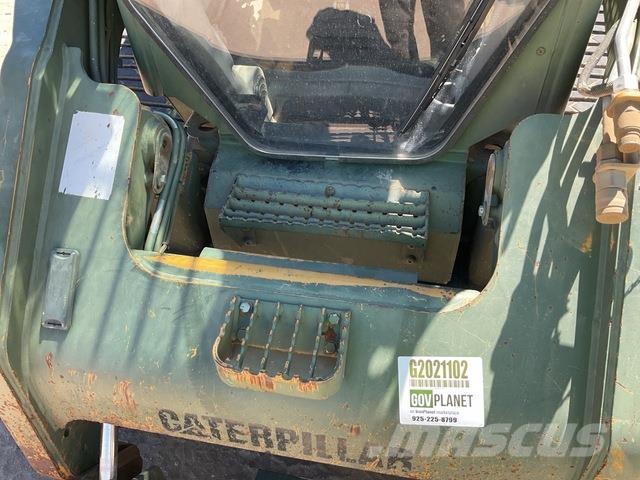 CAT 277C Skid steer mini nakladalci