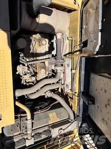 CAT 320D Bagri goseničarji
