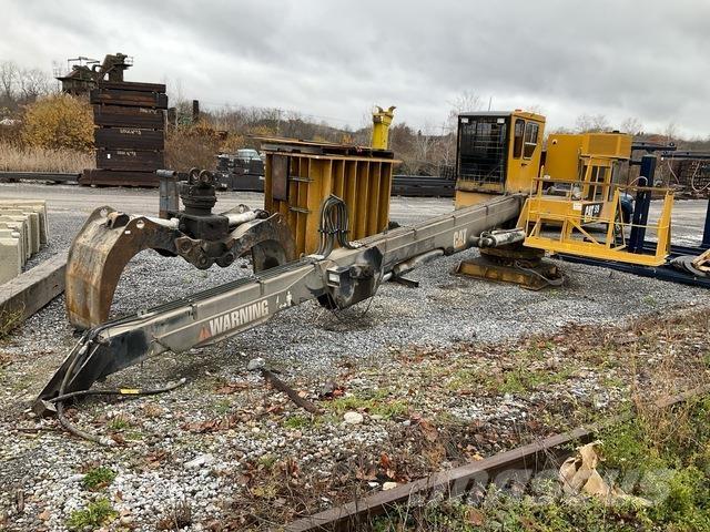 CAT 519 SM Nakladalci za les