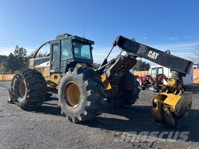 CAT 525C Skiderji