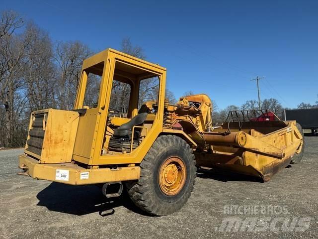 CAT 613B Strgalci