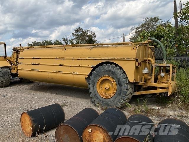 CAT 613C Tovornjaki za vodo