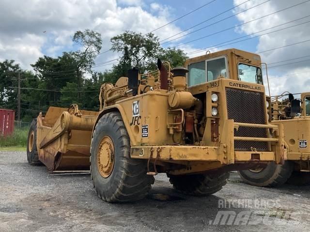 CAT 621B Strgalci