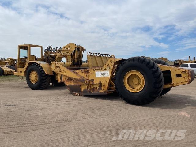 CAT 621B Strgalci