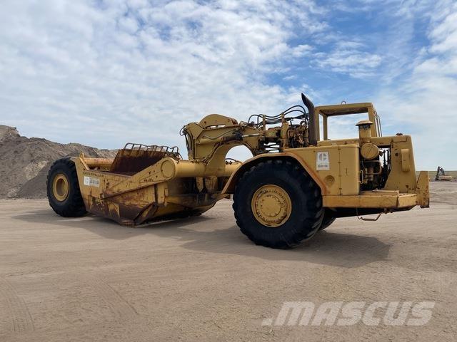 CAT 621B Strgalci