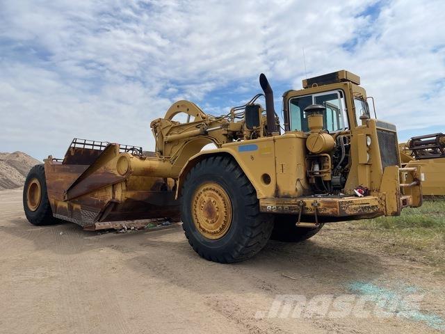 CAT 621B Strgalci