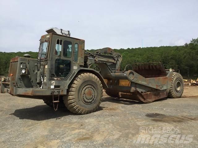 CAT 621B MIL Strgalci