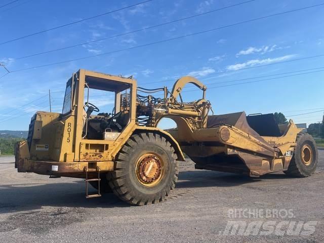CAT 621F Strgalci