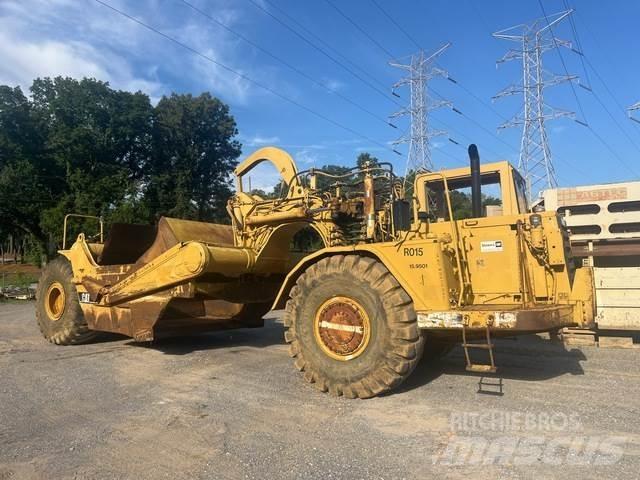 CAT 621F Strgalci