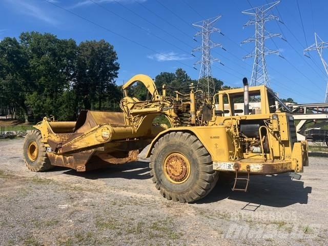 CAT 621F Strgalci