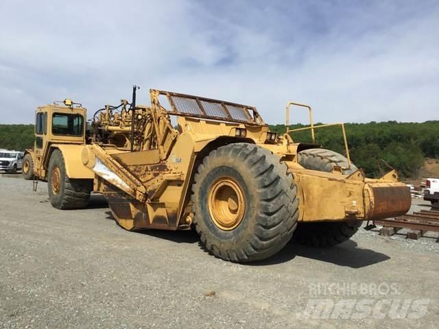 CAT 621G Strgalci