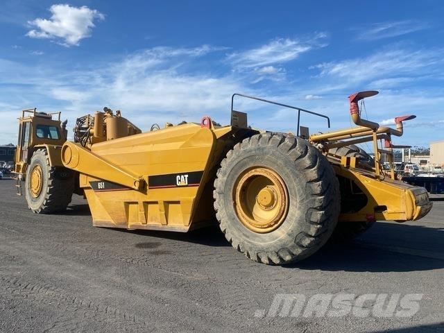 CAT 651 Tovornjaki za vodo