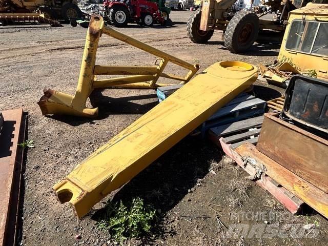 CAT 657E Druge komponente