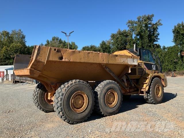 CAT 725 Zglobni demperji