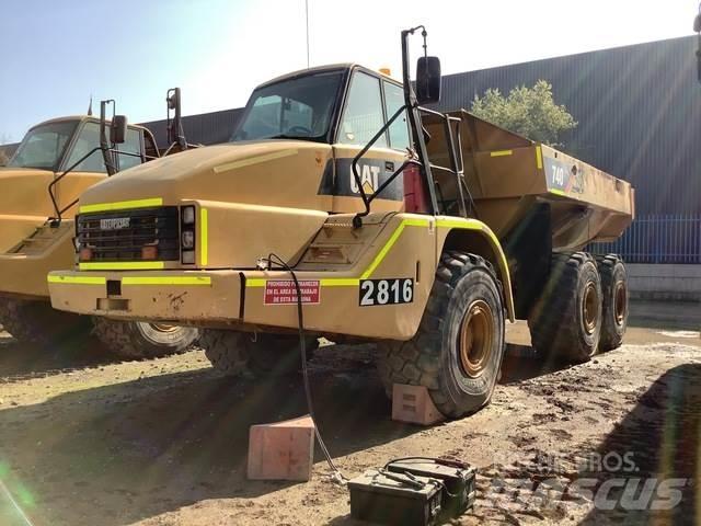 CAT 740 Zglobni demperji