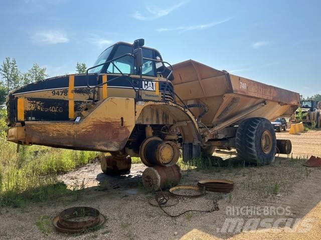 CAT 740 Zglobni demperji