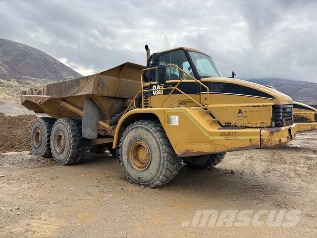 CAT 740 Zglobni demperji