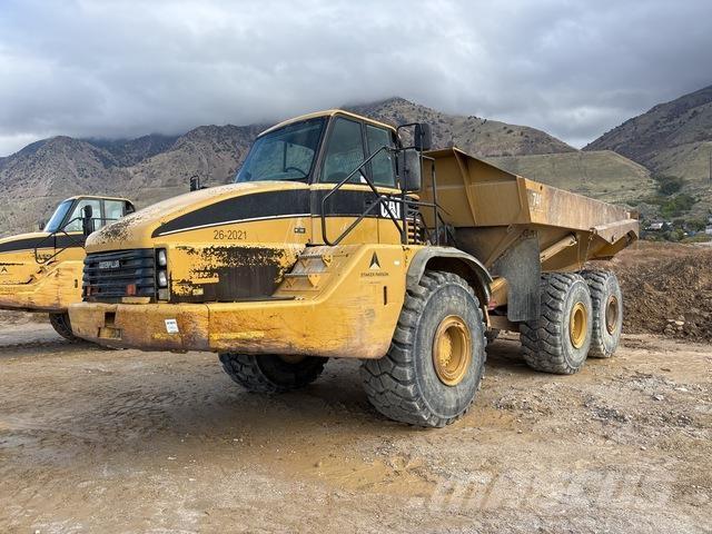 CAT 740 Zglobni demperji