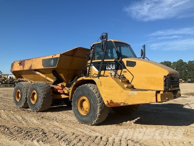 CAT 740 Zglobni demperji