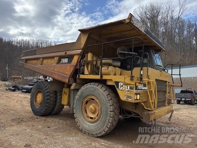 CAT 769D Zglobni demperji