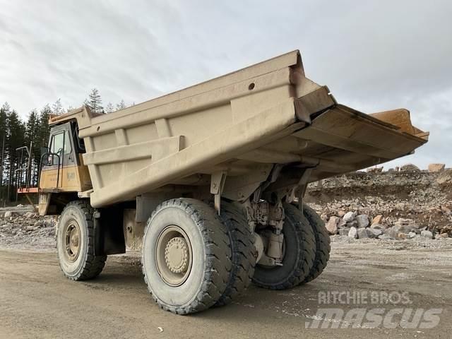 CAT 771D Zglobni demperji