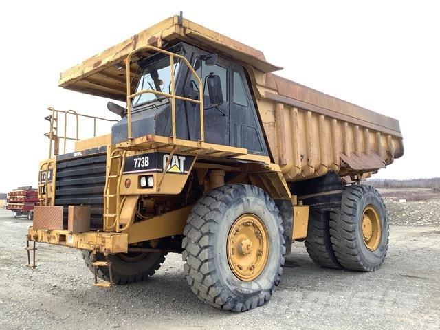 CAT 773B Zglobni demperji